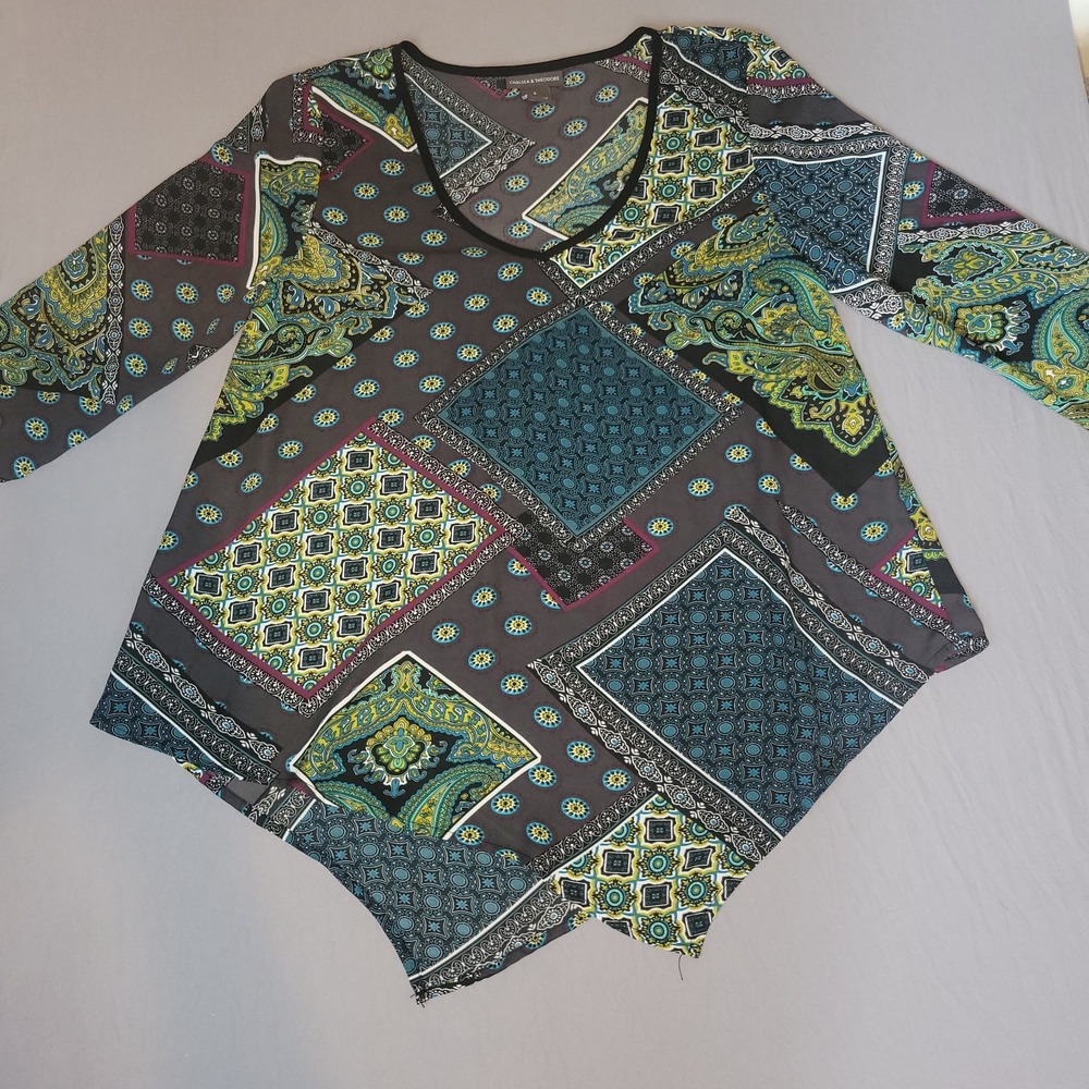 Chelsea Theodore Womens Blouse Multicolor Paisley Long Sleeve V-Neck Size S -EUC - Picture 4 of 5